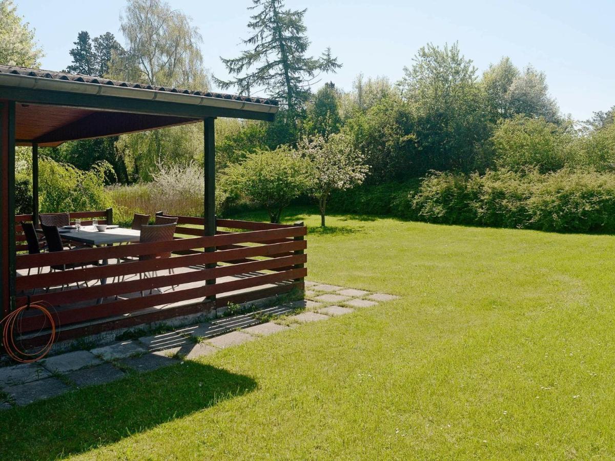 6 Person Holiday Home In Pr St Togeholt Exterior foto